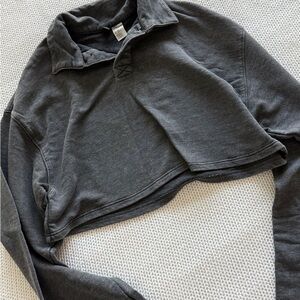 Gray Cropped Sweatshirt